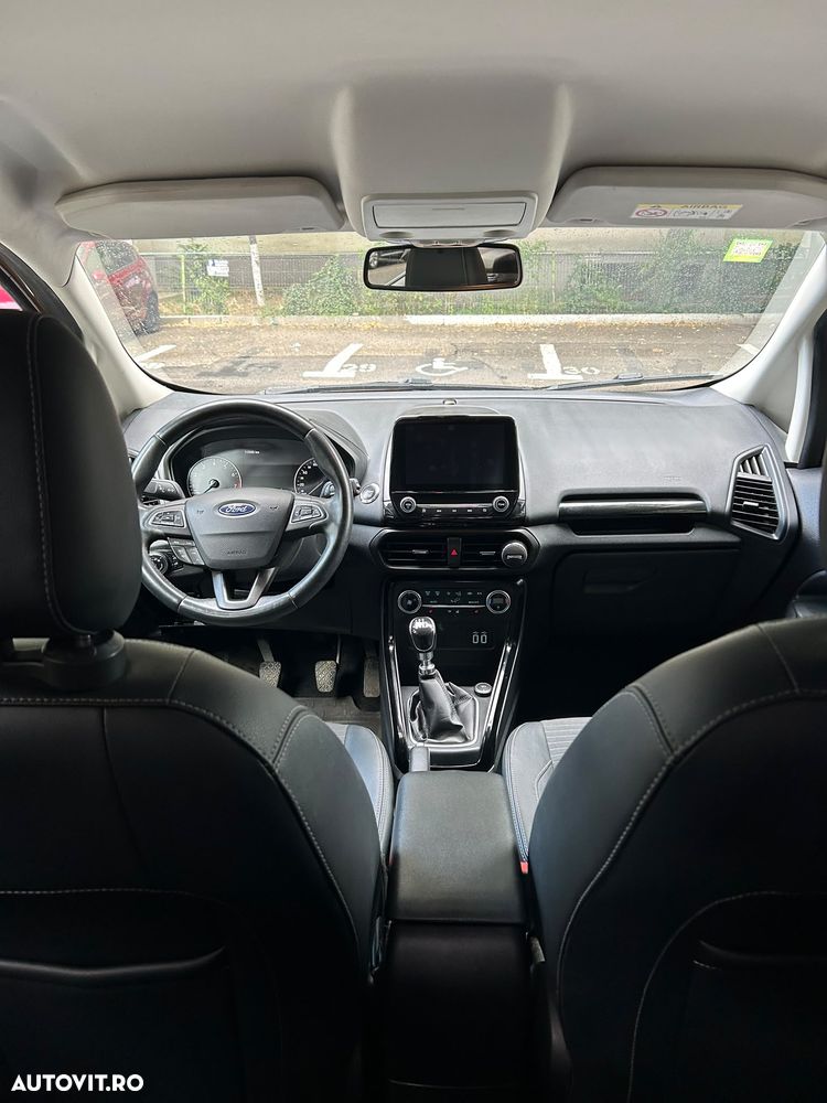 Ford EcoSport - 12