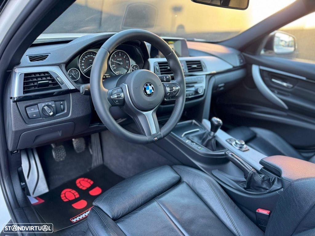 BMW 318 d Touring Pack M - 11