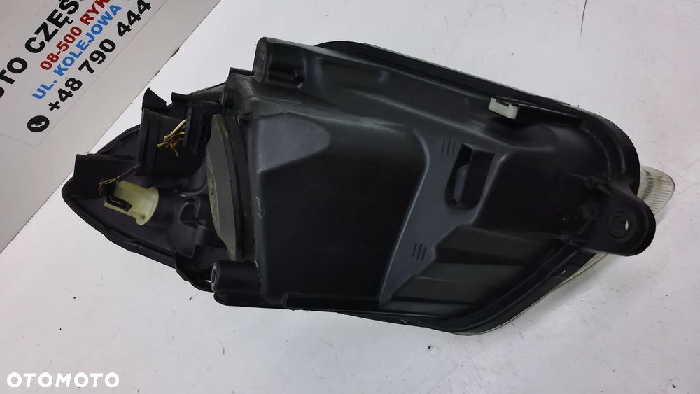 Skoda Fabia II Lampa Przód Lewa Prawa - 11