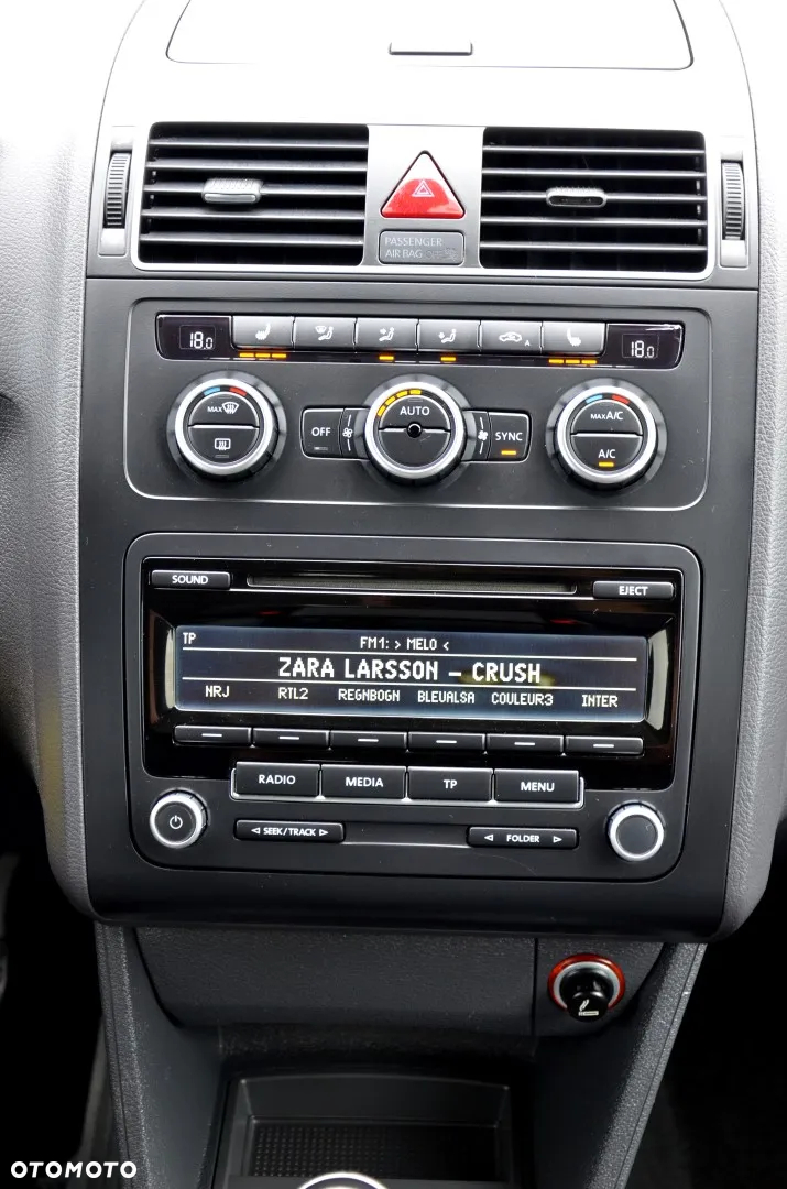Volkswagen Touran 1.4 TSI MATCH - 19