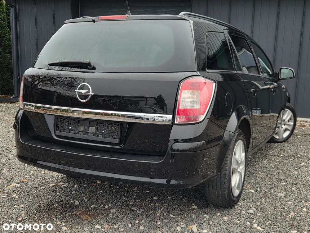 Opel Astra 1.7 CDTI DPF - 19