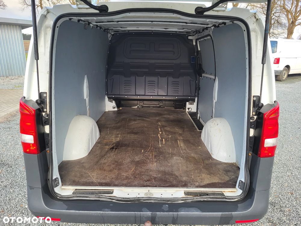 Mercedes-Benz Vito - 9