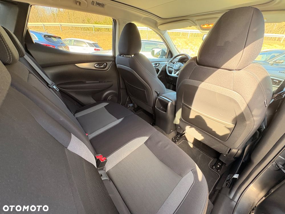 Nissan Qashqai 1.5 dCi Tekna EU6 - 19