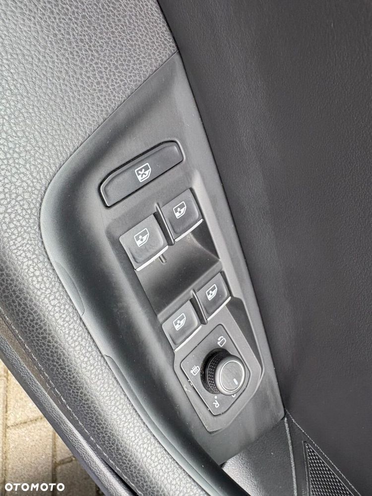 Volkswagen Passat - 21