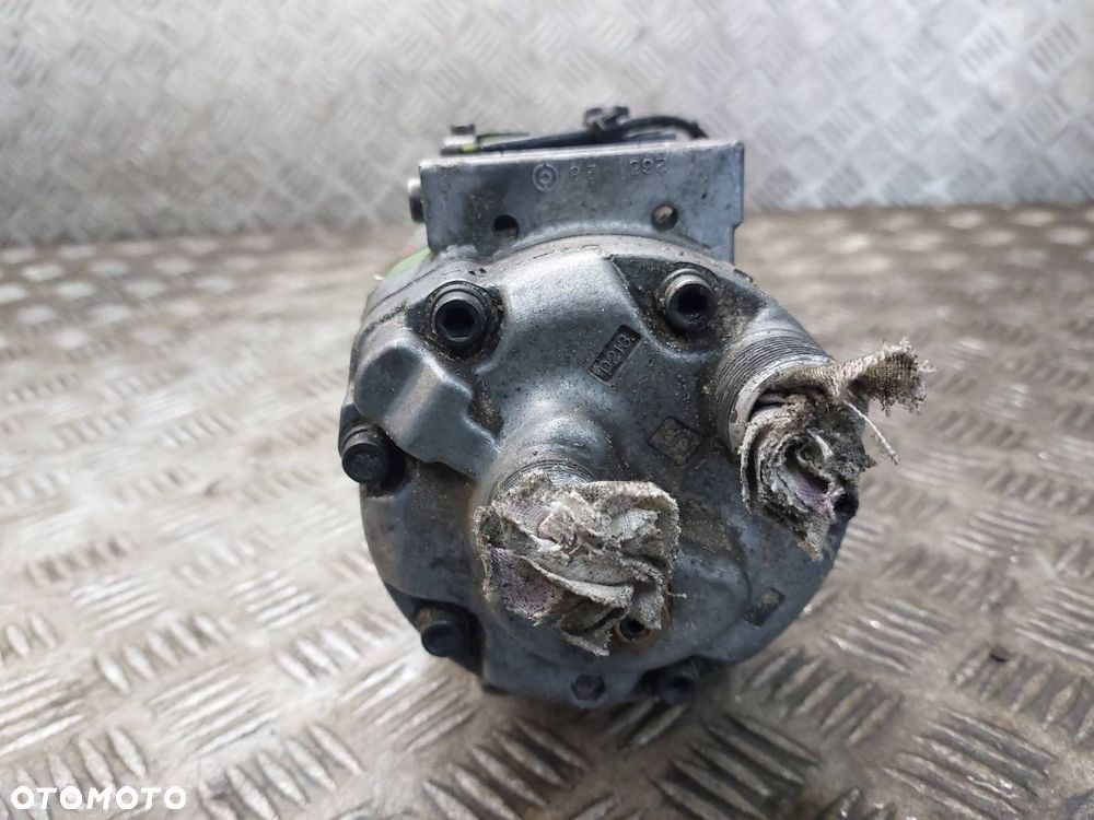SPRĘŻARKA KOMPRESOR KLIMATYZACJI VOLKSWAGEN PASSAT B5 1.9 TDI 8D0260805D - 5