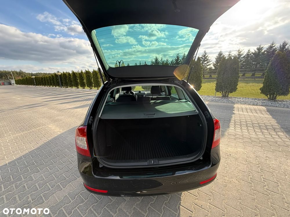 Skoda Octavia 1.6 TDI DPF Ambition - 10