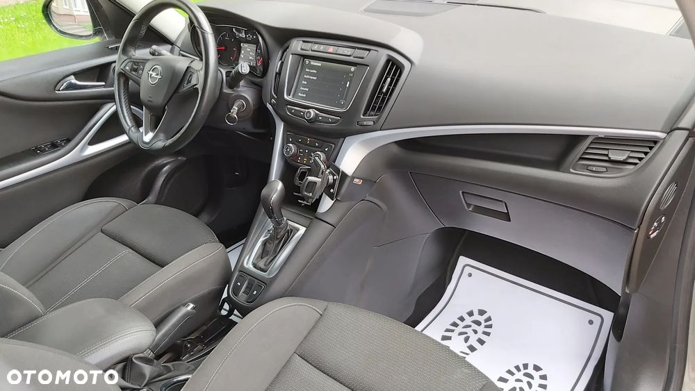 Opel Zafira 2.0 D (CDTI) Automatik Business Edition - 17