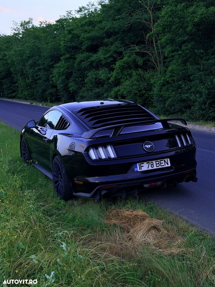 Ford Mustang 2.3 EcoBoost Aut. - 3