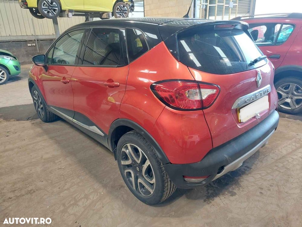 Aripa Spate Dreapta Renault Captur 2015 Hatchback Rosu - 3