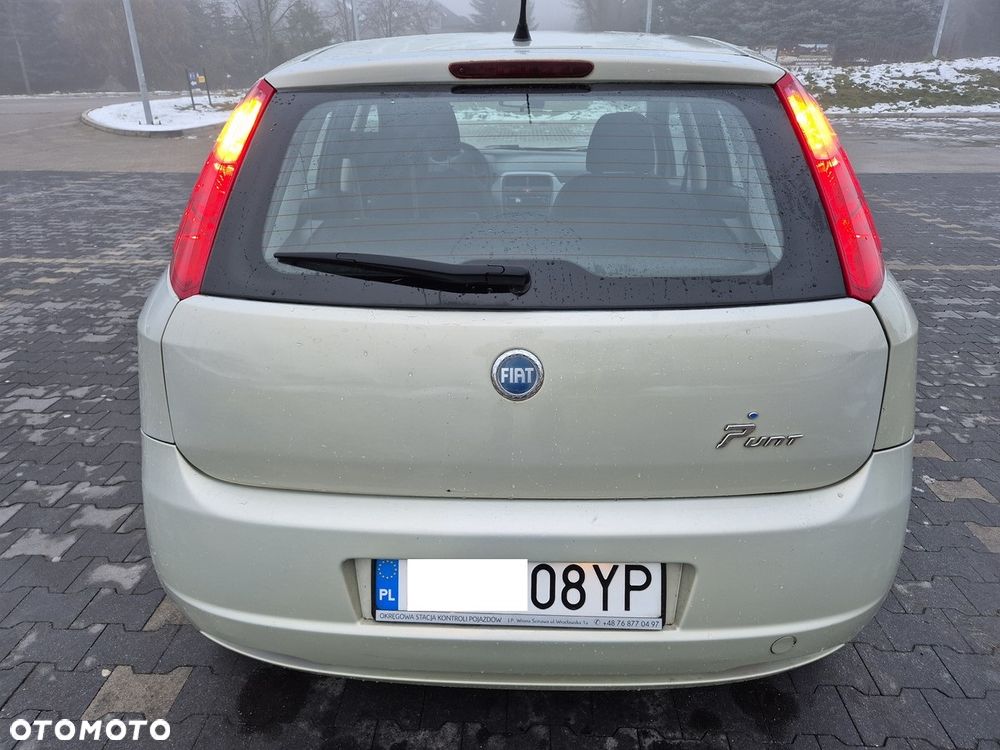 Fiat Punto 1.2 16V Dynamic - 6