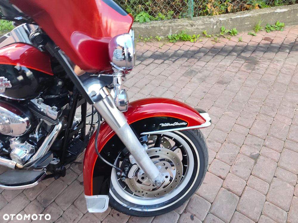 Harley-Davidson FLHTCU Ultra - 10