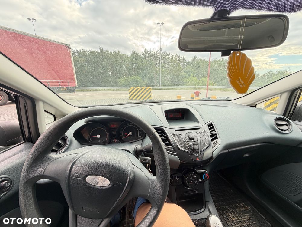 Ford Fiesta - 7