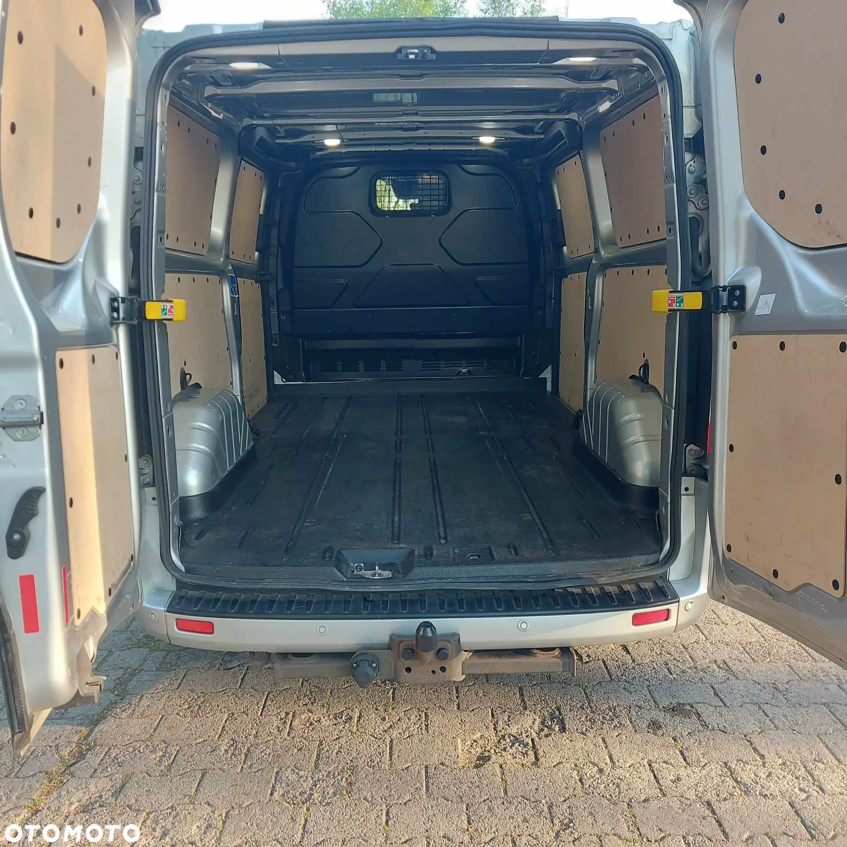 Ford Transit Custom - 10
