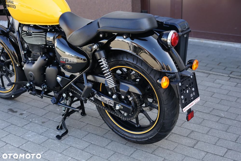 Royal Enfield Meteor - 25