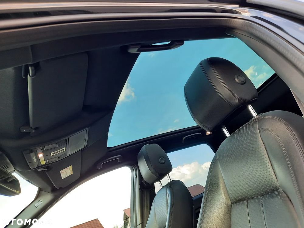 Land Rover Discovery Sport TD4 Sky View - 16
