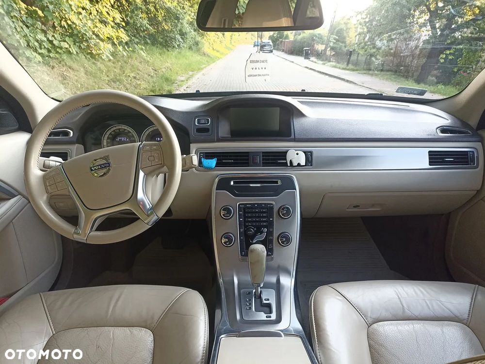 Volvo XC 70 - 10