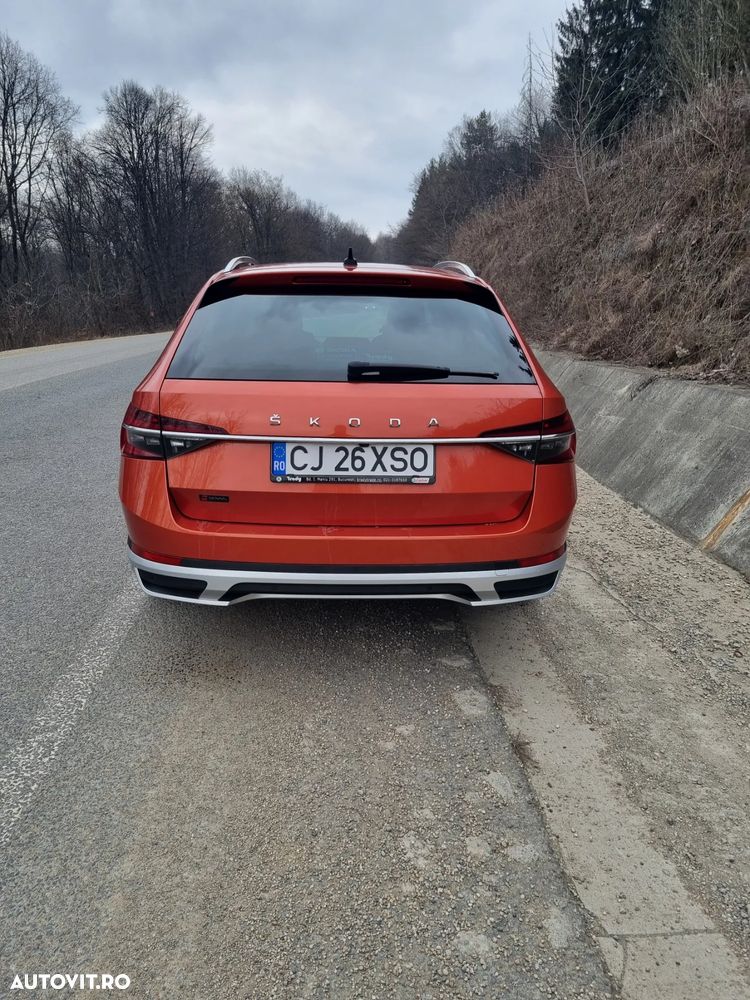 Skoda Superb Combi 2.0 TDI 4X4 DSG Scout - 12