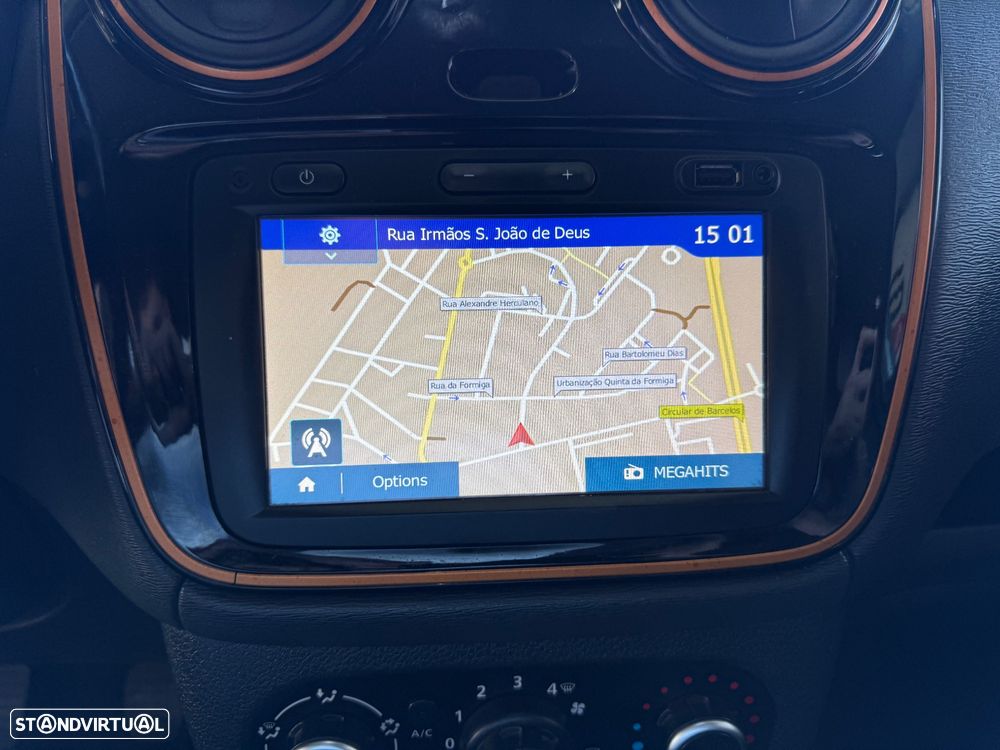 Dacia Lodgy dCi 110 Stepway - 13