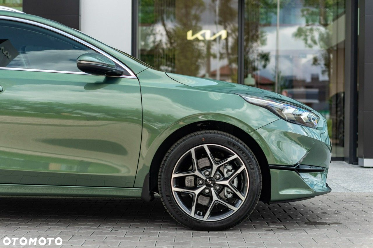 Kia Ceed - 7