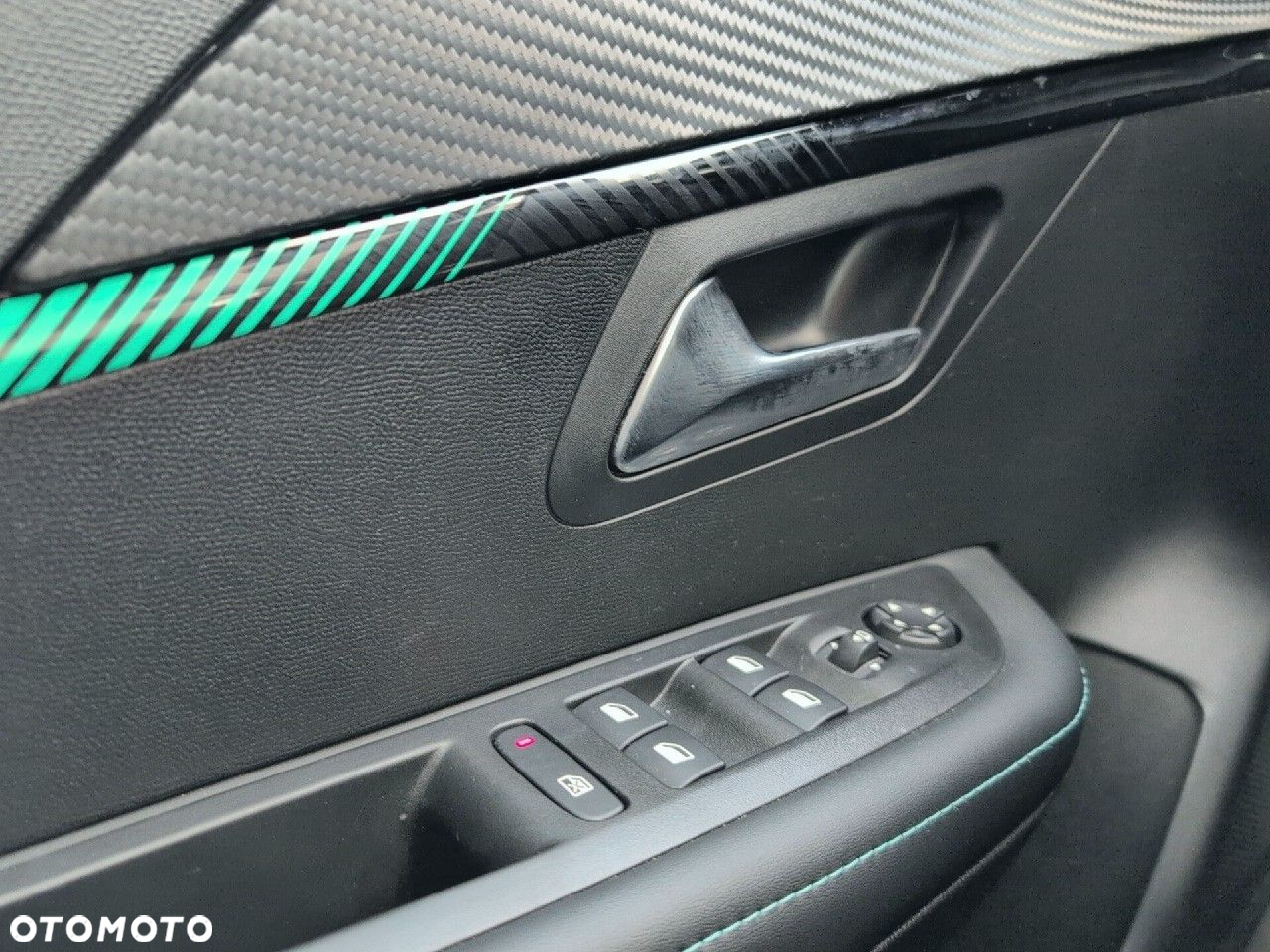 Peugeot 208 1.2 PureTech Allure Pack S&S EAT8 - 13