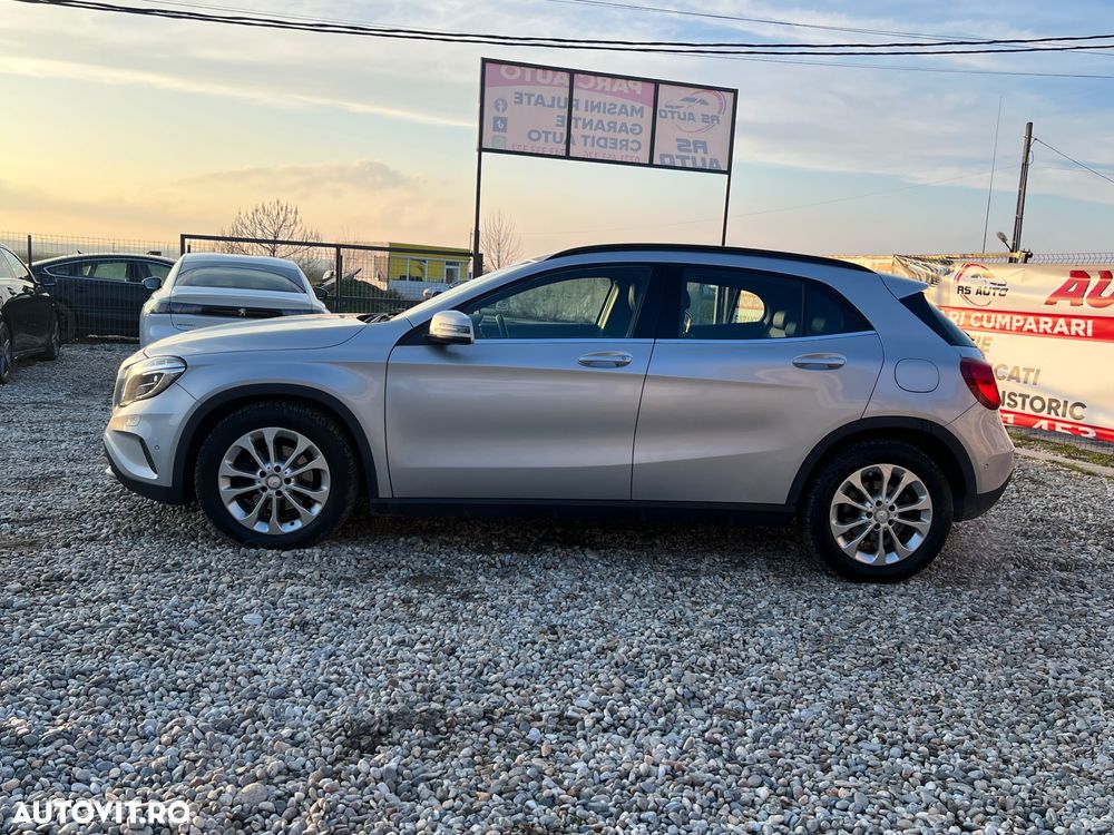 Mercedes-Benz GLA 200 d 4MATIC 7G-DCT SCORE! - 3