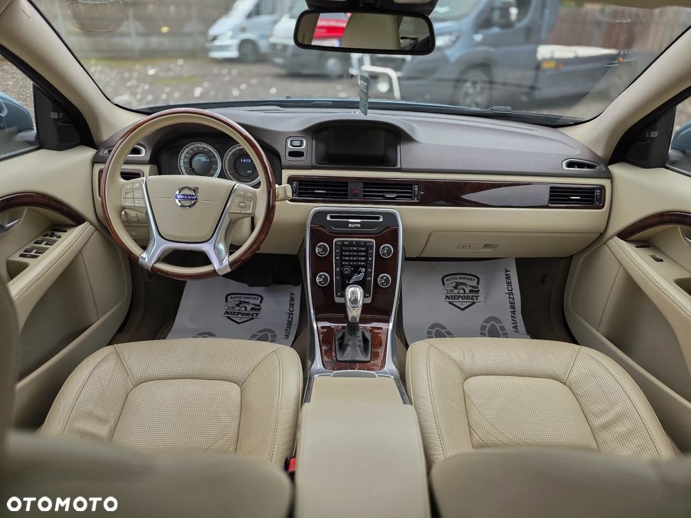 Volvo V70 2.5T Summum - 7