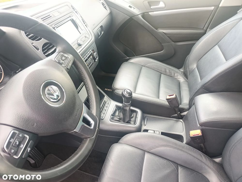 Volkswagen Tiguan 2.0 TDI Perfectline - 13