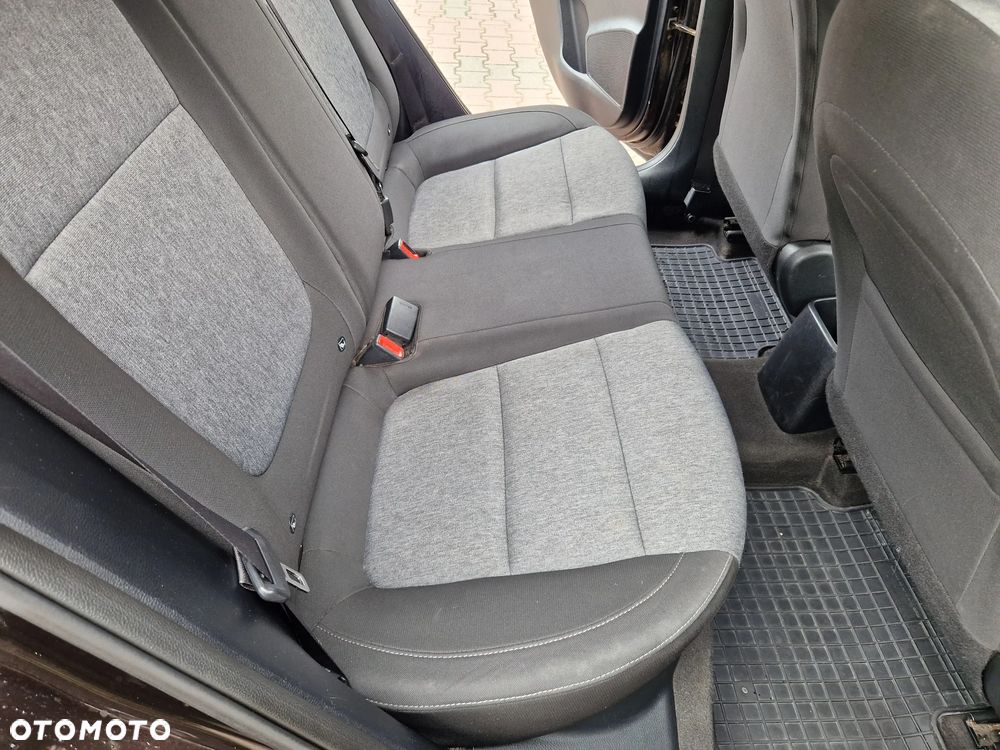 Kia Stonic 1.4 L - 15