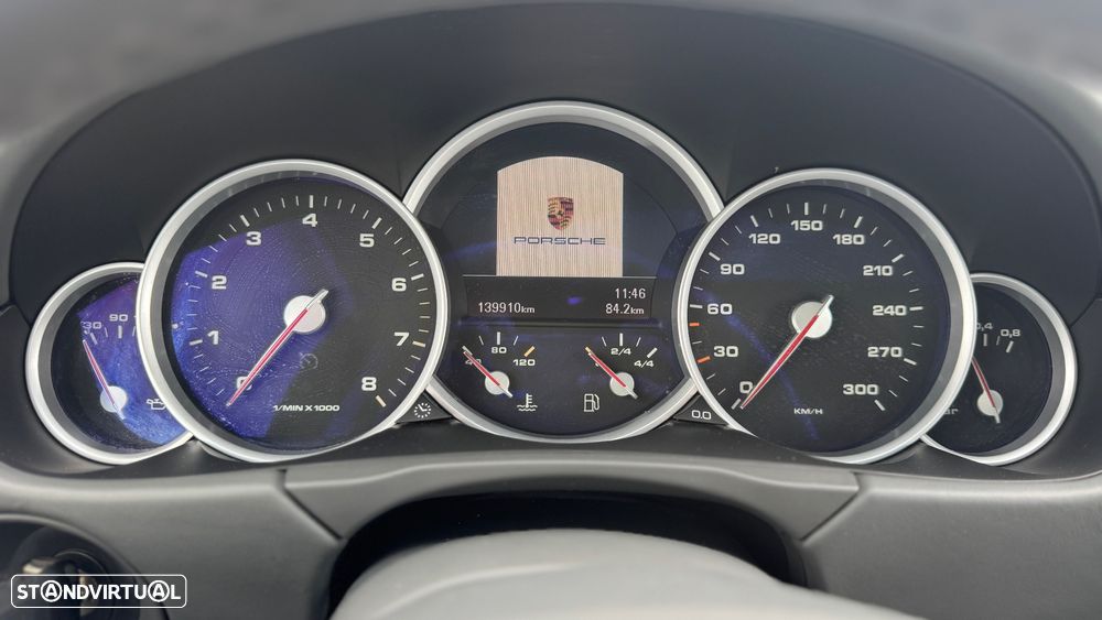 Porsche Cayenne Turbo - 4