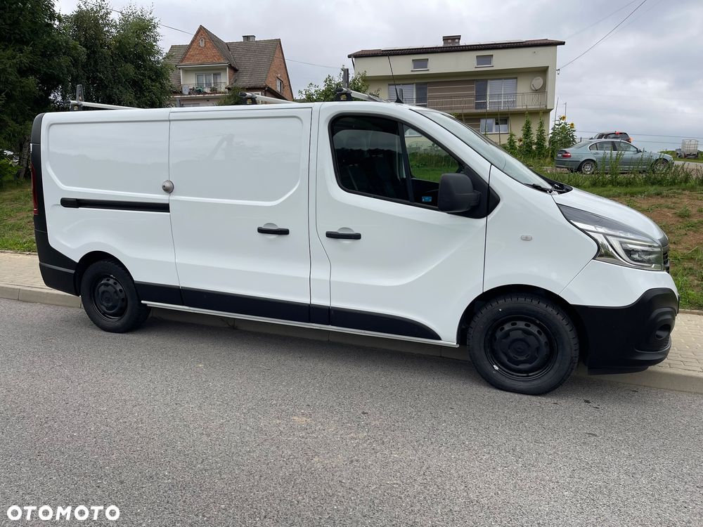 Renault Trafic - 16