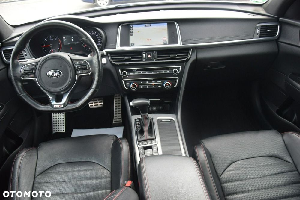Kia Optima - 28