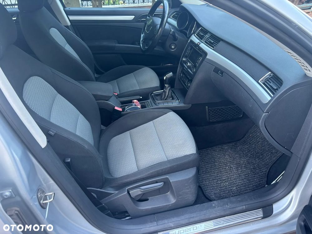 Skoda Superb 1.6 TDI Elegance Greenline - 9