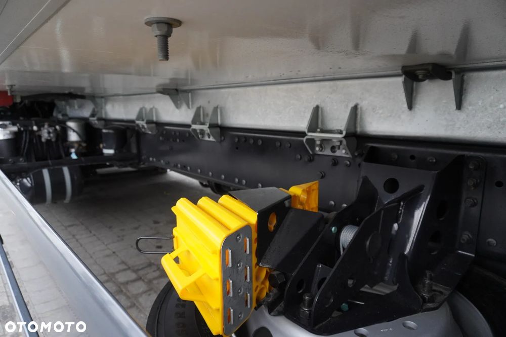 MAN TGX 26.400 / IGLOOCAR 20 palet / Carrier Supra 1250 Silent - 27