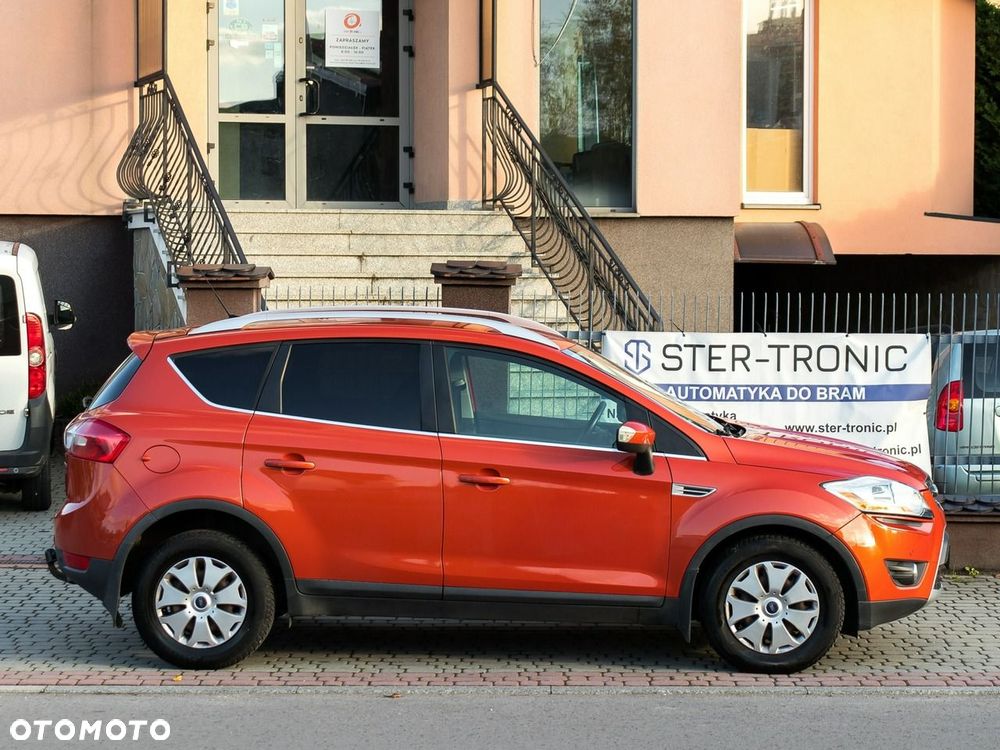 Ford Kuga 2.0 TDCi 2x4 Titanium - 6