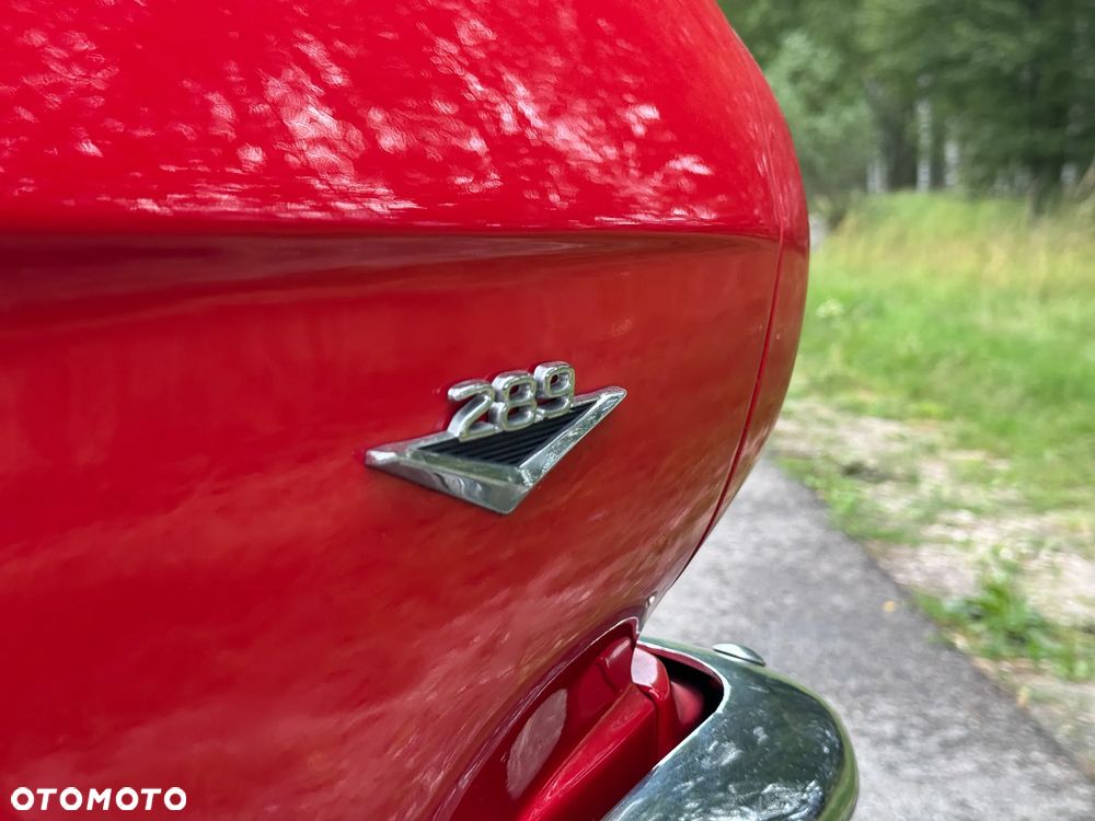Ford Mustang - 7