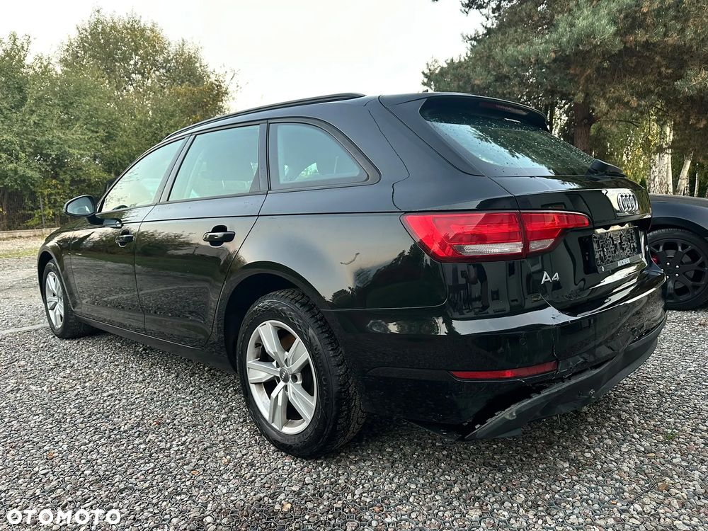 Audi A4 Avant - 10