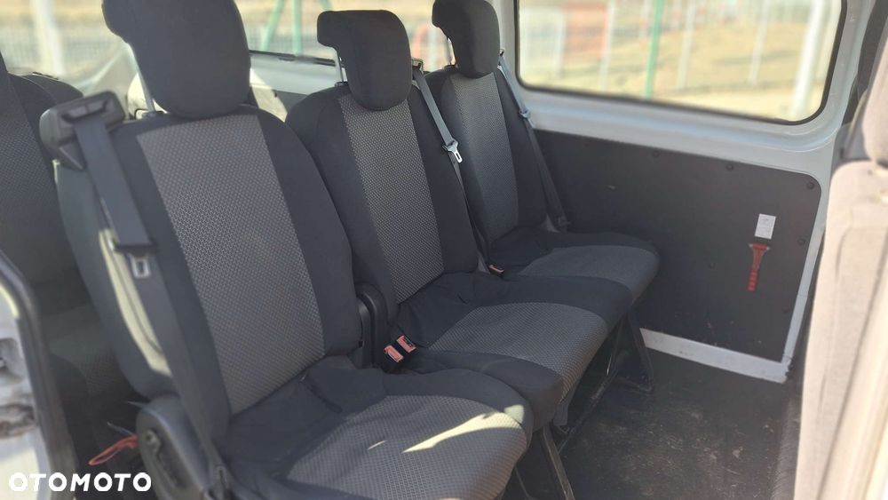 Ford TRANSIT CUSTOM - 8