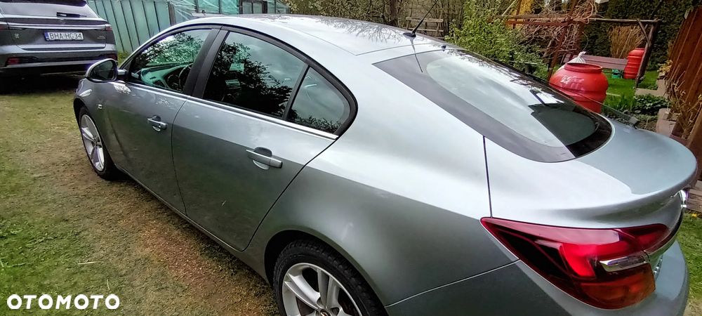 Opel Insignia 1.4 T Cosmo S&S - 11
