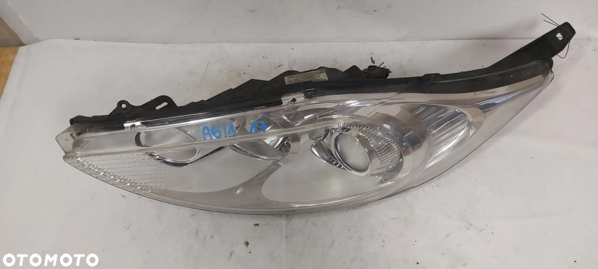 .  PRZOD PRZEDNIA LAMPA LEWA FORD FIESTA MK7 SOCZEWKA !BRAK UCHWYTU! - 2