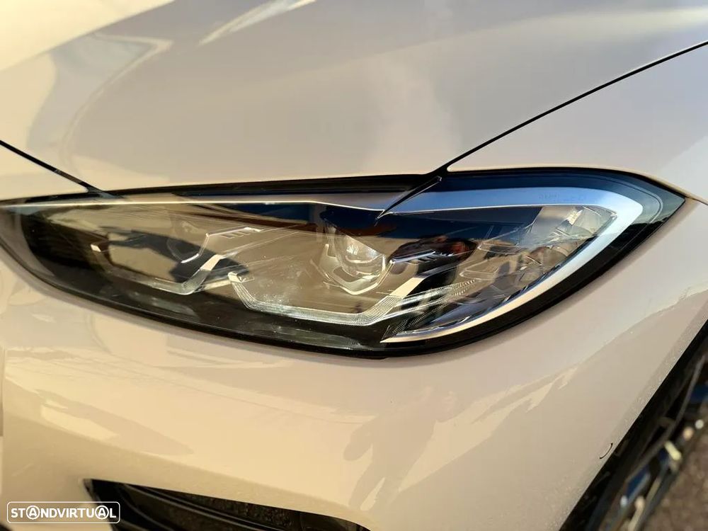 BMW i4 eDrive40 Pack Desportivo M - 13
