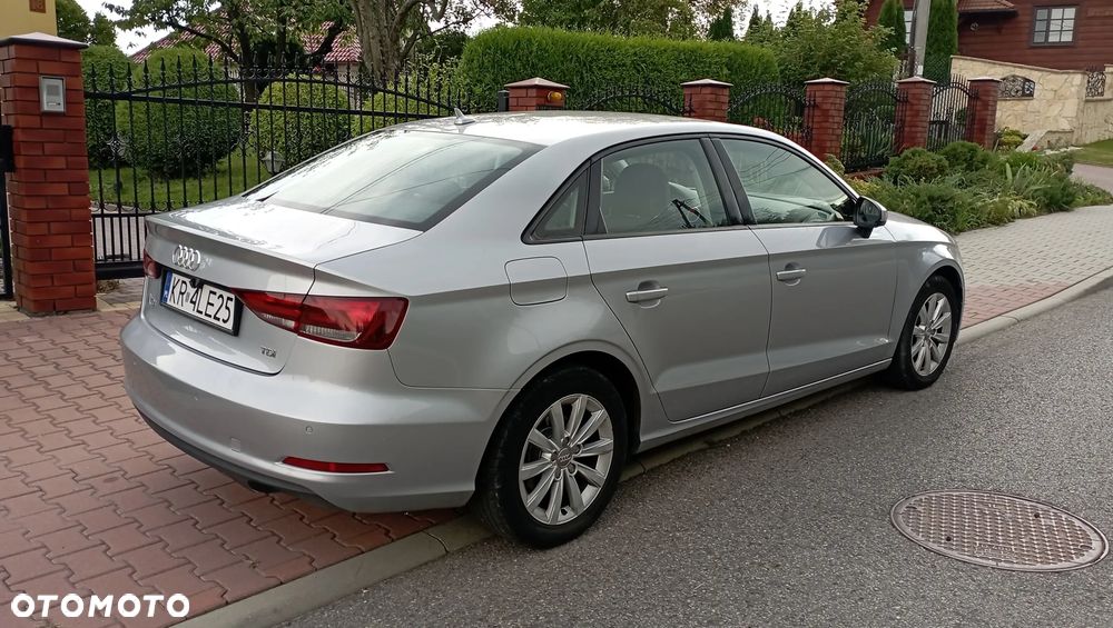Audi A3 2.0 TDI (clean diesel) Attraction - 3