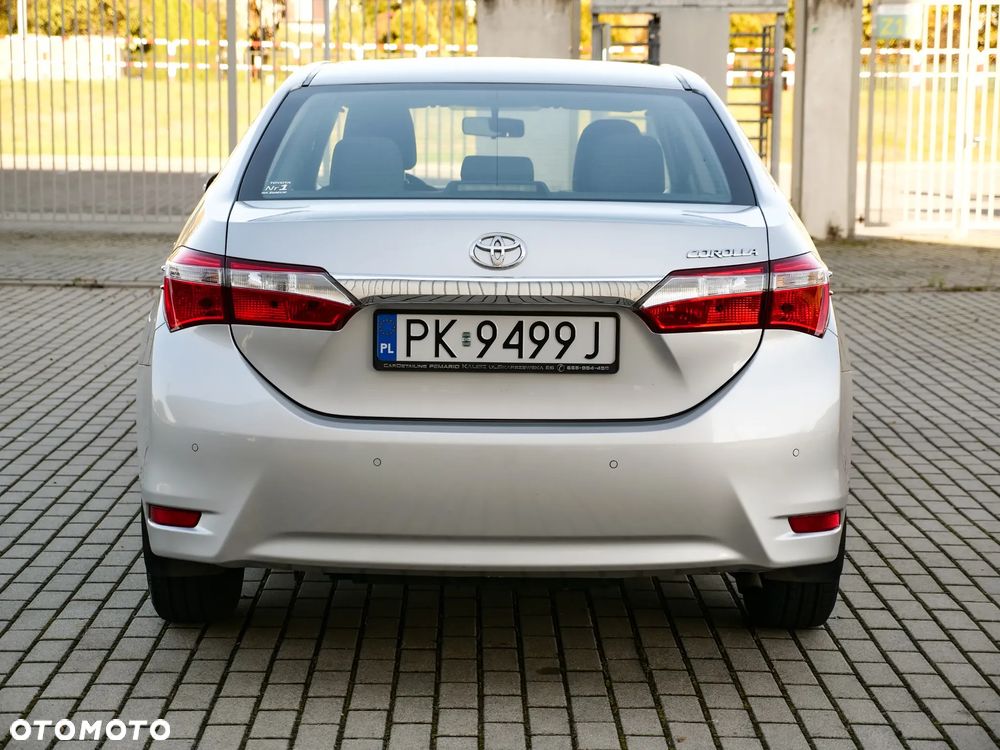 Toyota Corolla - 18