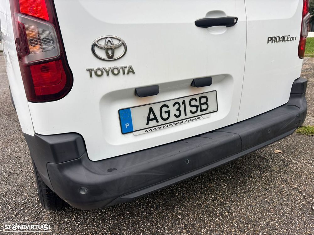 Toyota Proace City 1.5D L1 COMFORT 102cv - AC - GPS - IVA DEDUTÍVEL - 18