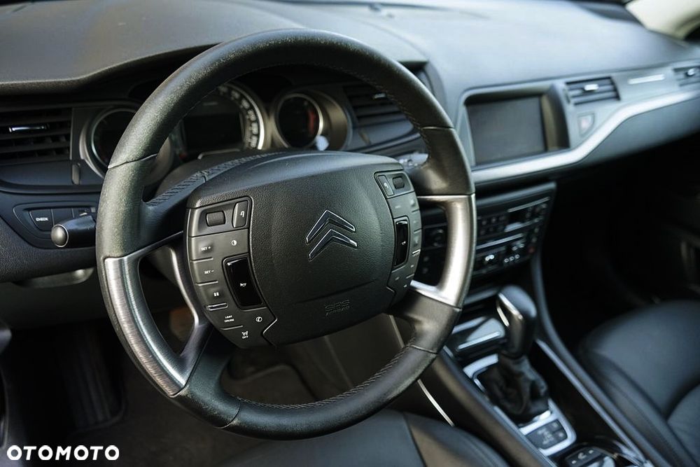 Citroën C5 HDi 135 FAP Exclusive - 22