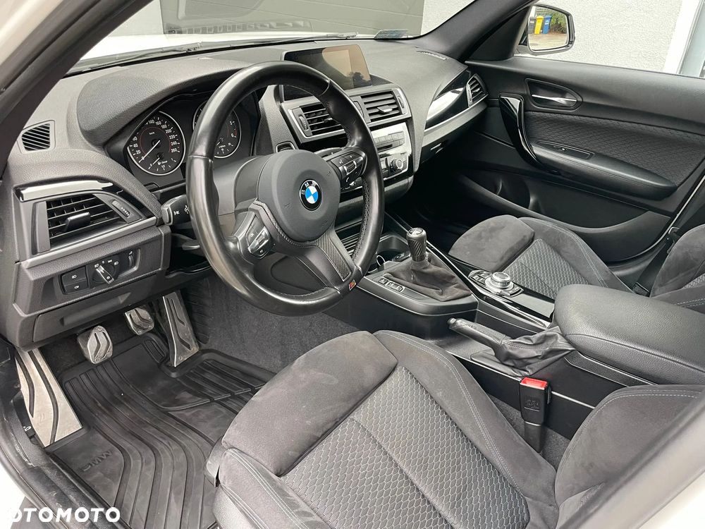BMW Seria 1 120d M Sport - 25