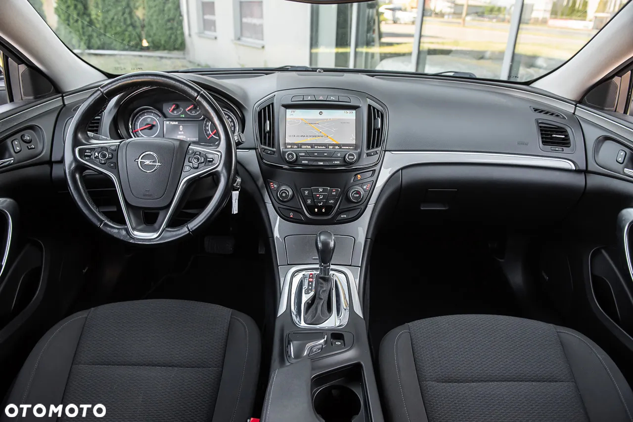 Opel Insignia - 26