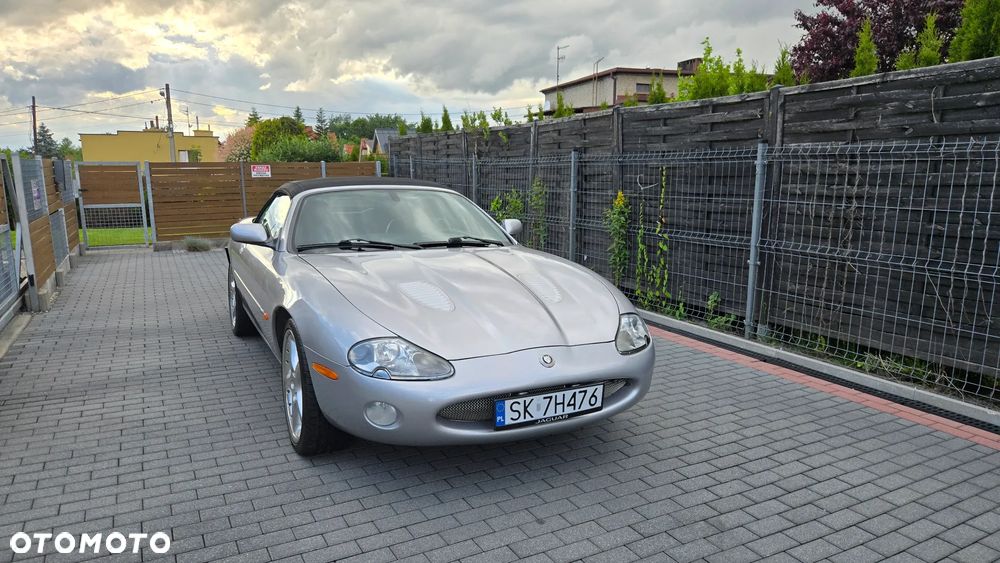 Jaguar XK8 - 3