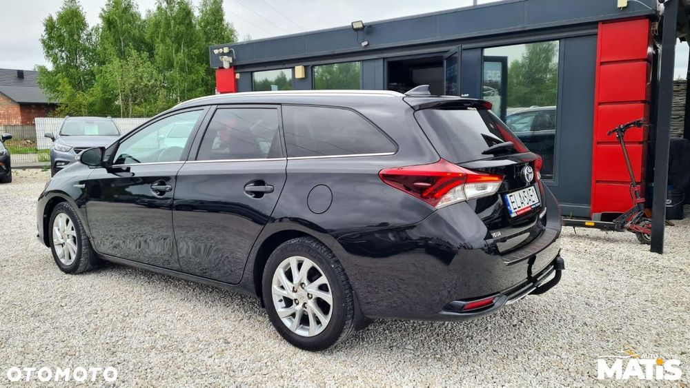 Toyota Auris - 2