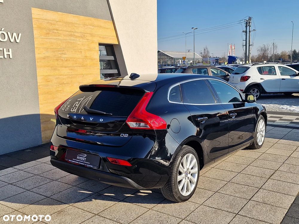 Volvo V40 D2 - 19