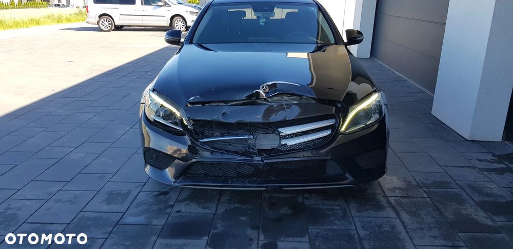 Mercedes-Benz Klasa C 200 d 9G-TRONIC Night Edition - 5
